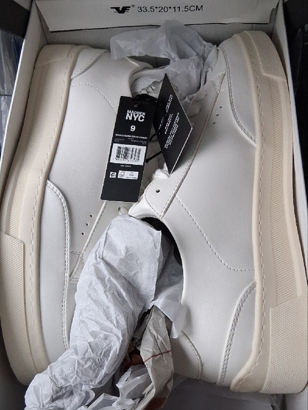 Madden NYC Minimalist Men's White Low-Top Leather Sneakers. Size 9